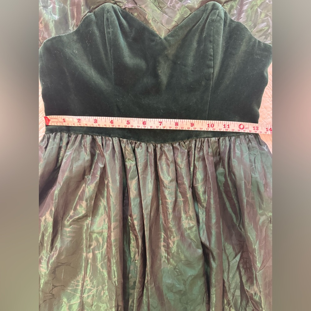 Laura Ashley Vintage Green Velvet and Taffeta Party Mini Dress - Picture 4 of 6